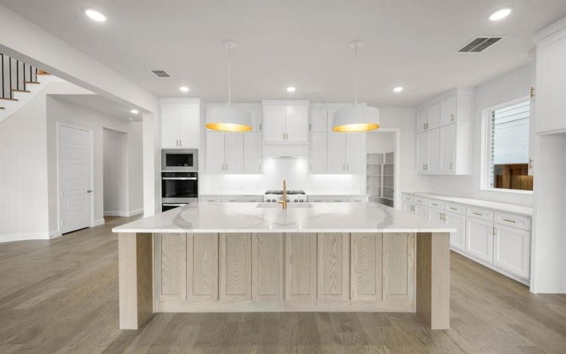 14408 Capridge Road, Fort Worth, TX 76008, 4 Bedrooms Bedrooms, ,5 BathroomsBathrooms,Residential,For Sale,14408 Capridge Road,0,20845445