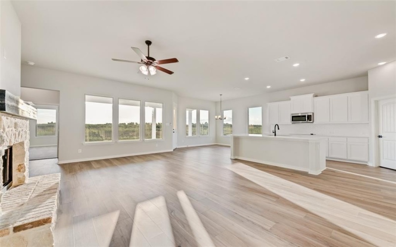 1590 County Road 200, Valley View, TX 76272, 5 Bedrooms Bedrooms, ,5 BathroomsBathrooms,Residential,For Sale,1590 County Road 200,20846121