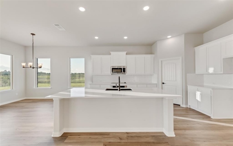 1590 County Road 200, Valley View, TX 76272, 5 Bedrooms Bedrooms, ,5 BathroomsBathrooms,Residential,For Sale,1590 County Road 200,20846121