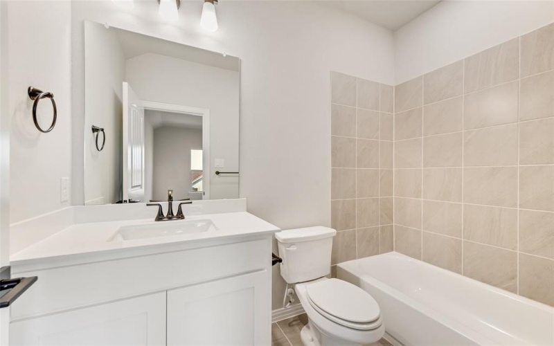 1590 County Road 200, Valley View, TX 76272, 5 Bedrooms Bedrooms, ,5 BathroomsBathrooms,Residential,For Sale,1590 County Road 200,20846121