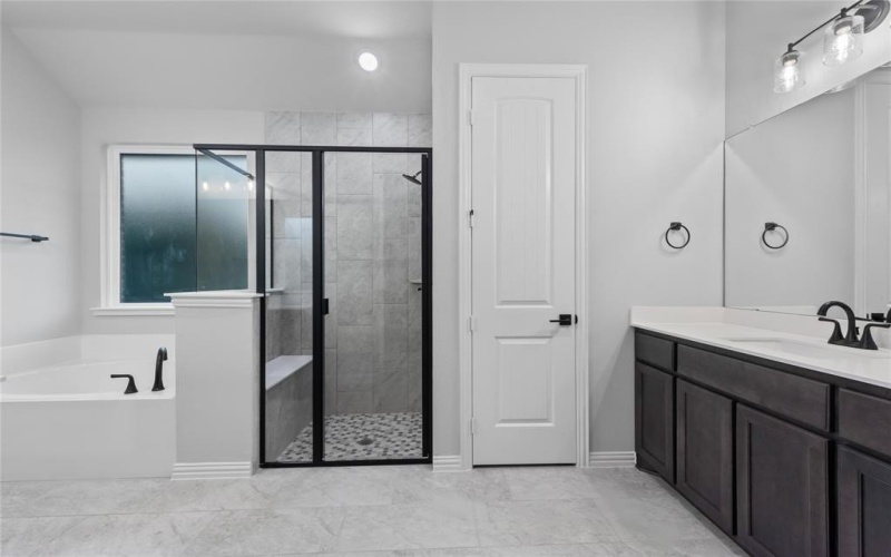 3915 Southern Oaks Drive, Royse City, TX 75189, 4 Habitaciones Habitaciones , ,3 BañosBaños,Residential,En Venta,3915 Southern Oaks Drive,20846132