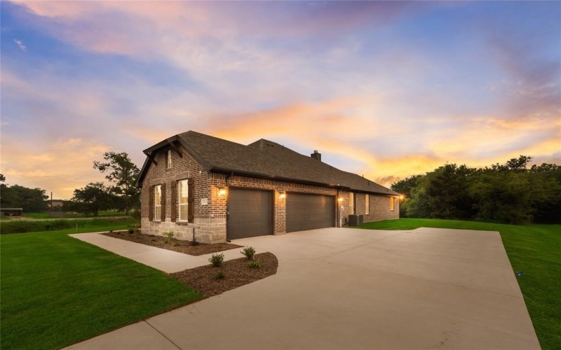 3915 Southern Oaks Drive, Royse City, TX 75189, 4 Habitaciones Habitaciones , ,3 BañosBaños,Residential,En Venta,3915 Southern Oaks Drive,20846132