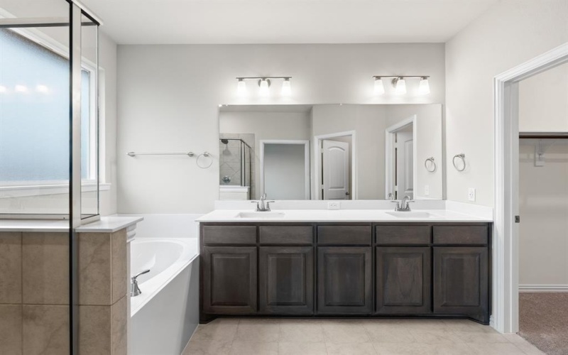 1237 Comal Lane, Springtown, TX 76082, 4 Bedrooms Bedrooms, ,2 BathroomsBathrooms,Residential,For Sale,1237 Comal Lane,20846177