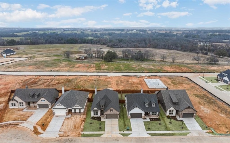 1237 Comal Lane, Springtown, TX 76082, 4 Bedrooms Bedrooms, ,2 BathroomsBathrooms,Residential,For Sale,1237 Comal Lane,20846177