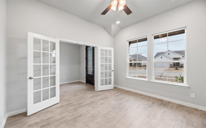1237 Comal Lane, Springtown, TX 76082, 4 Bedrooms Bedrooms, ,2 BathroomsBathrooms,Residential,For Sale,1237 Comal Lane,20846177