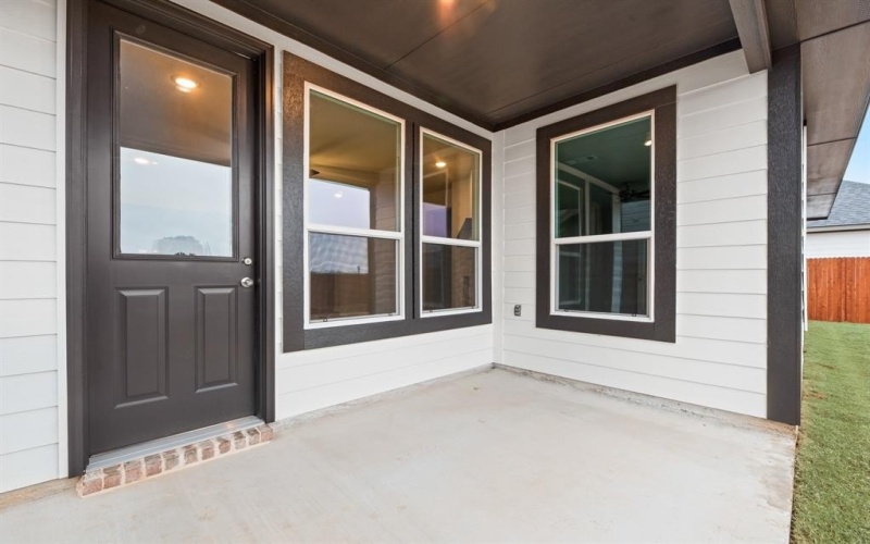 1241 Comal Lane, Springtown, TX 76082, 4 Bedrooms Bedrooms, ,2 BathroomsBathrooms,Residential,For Sale,1241 Comal Lane,20846181