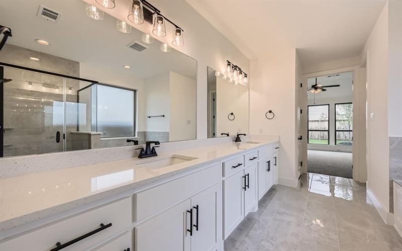11309 Bratton Boulevard, Fort Worth, TX 76052, 4 Habitaciones Habitaciones , ,3 BañosBaños,Residential,En Venta,11309 Bratton Boulevard,20846601