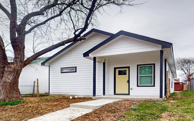 10323 Tamworth Drive, Dallas, TX 75217, 4 Bedrooms Bedrooms, ,3 BathroomsBathrooms,Residential,For Sale,10323 Tamworth Drive,20846602