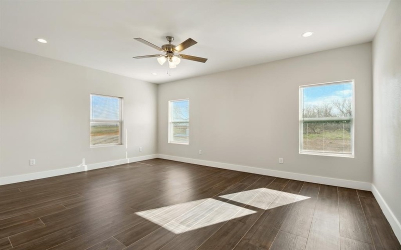 804 McDonald Road, Bellevue, TX 76228, 3 Bedrooms Bedrooms, ,2 BathroomsBathrooms,Residential,For Sale,804 McDonald Road,20846638