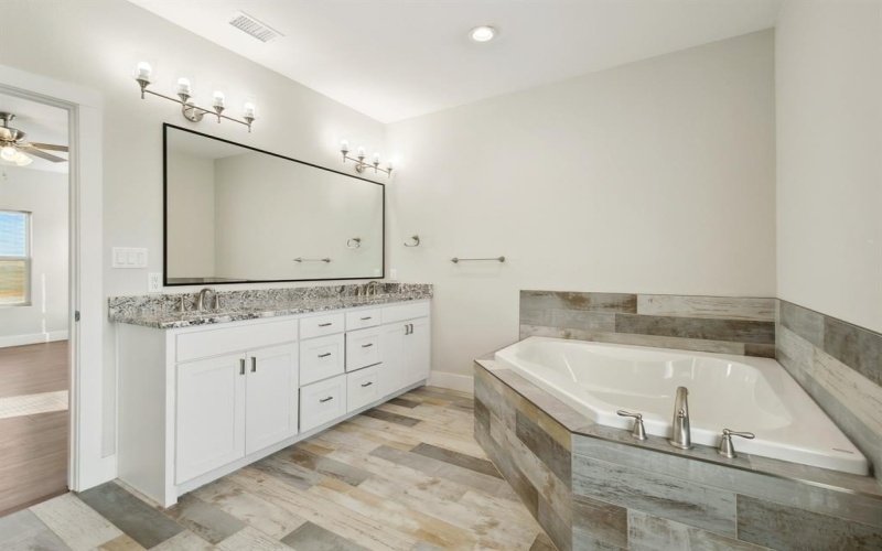 804 McDonald Road, Bellevue, TX 76228, 3 Bedrooms Bedrooms, ,2 BathroomsBathrooms,Residential,For Sale,804 McDonald Road,20846638