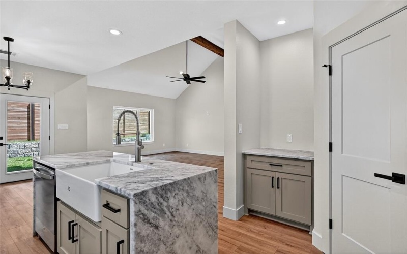 501 Southern Drive, Sherman, TX 75092, 3 Habitaciones Habitaciones , ,2 BañosBaños,Residential,En Venta,501 Southern Drive,20849642