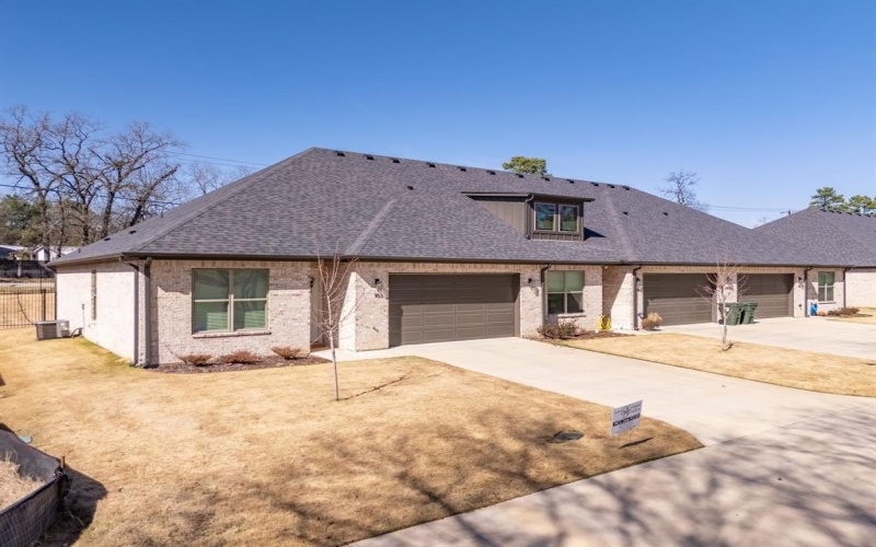 14195 County Road 192, Tyler, TX 75703, 20 Bedrooms Bedrooms, ,15 BathroomsBathrooms,Residential Multi Family,For Sale,14195 County Road 192,20850069