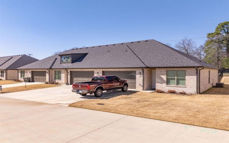 14195 County Road 192, Tyler, TX 75703, 20 Bedrooms Bedrooms, ,15 BathroomsBathrooms,Residential Multi Family,For Sale,14195 County Road 192,20850069