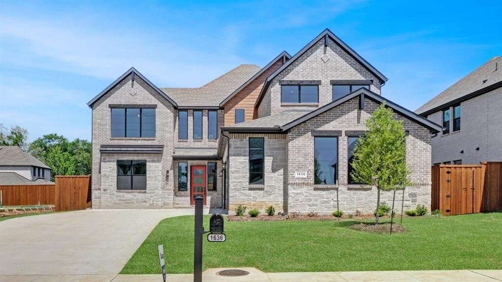 1636 Keneipp Road, Carrollton, TX 75006, 4 Bedrooms Bedrooms, ,3 BathroomsBathrooms,Residential,For Sale,1636 Keneipp Road,20849686