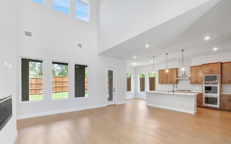 1636 Keneipp Road, Carrollton, TX 75006, 4 Bedrooms Bedrooms, ,3 BathroomsBathrooms,Residential,For Sale,1636 Keneipp Road,20849686