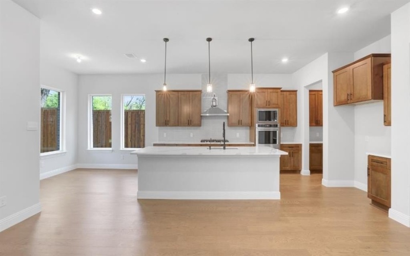 1636 Keneipp Road, Carrollton, TX 75006, 4 Bedrooms Bedrooms, ,3 BathroomsBathrooms,Residential,For Sale,1636 Keneipp Road,20849686