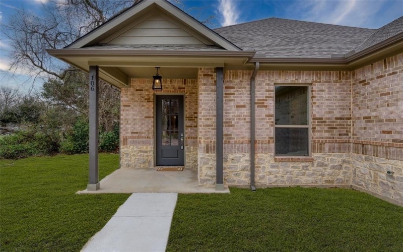 106 Deep Cove Drive, Trinidad, TX 75163, 4 Bedrooms Bedrooms, ,2 BathroomsBathrooms,Residential,For Sale,106 Deep Cove Drive,20848908