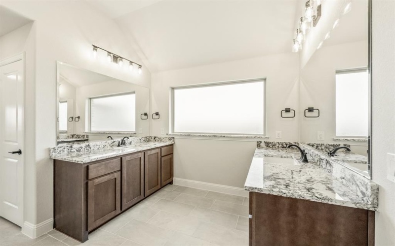 9352 Wildcat Ridge, Godley, TX 76044, 4 Bedrooms Bedrooms, ,3 BathroomsBathrooms,Residential,For Sale,9352 Wildcat Ridge,20849008