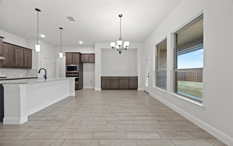 1832 Sudbury Drive, Cleburne, TX 76033, 3 Habitaciones Habitaciones , ,2 BañosBaños,Residential,En Venta,1832 Sudbury Drive,20849311