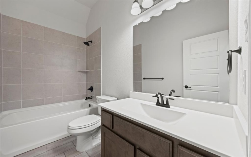 1832 Sudbury Drive, Cleburne, TX 76033, 3 Habitaciones Habitaciones , ,2 BañosBaños,Residential,En Venta,1832 Sudbury Drive,20849311