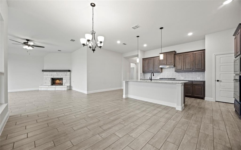 1832 Sudbury Drive, Cleburne, TX 76033, 3 Habitaciones Habitaciones , ,2 BañosBaños,Residential,En Venta,1832 Sudbury Drive,20849311