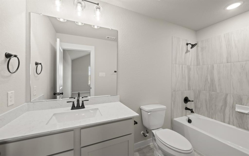 8776 Treeline Pathway, Justin, TX 76247, 4 Bedrooms Bedrooms, ,3 BathroomsBathrooms,Residential,For Sale,8776 Treeline Pathway,0,20849377