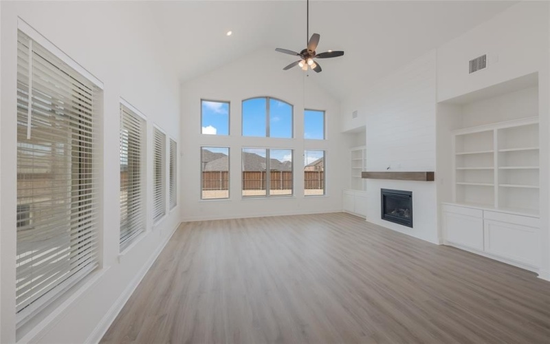 6845 Turner Falls Circle, Flower Mound, TX 76226, 5 Bedrooms Bedrooms, ,5 BathroomsBathrooms,Residential,For Sale,6845 Turner Falls Circle,20854320