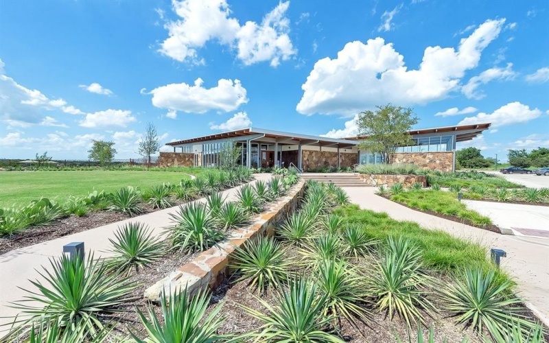 6845 Turner Falls Circle, Flower Mound, TX 76226, 5 Bedrooms Bedrooms, ,5 BathroomsBathrooms,Residential,For Sale,6845 Turner Falls Circle,20854320