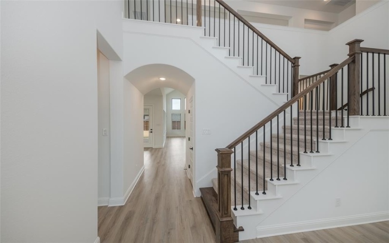 6845 Turner Falls Circle, Flower Mound, TX 76226, 5 Bedrooms Bedrooms, ,5 BathroomsBathrooms,Residential,For Sale,6845 Turner Falls Circle,20854320