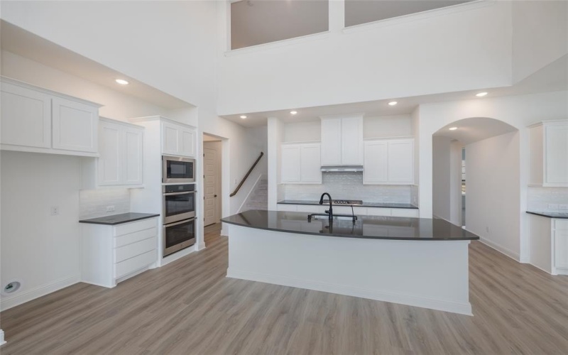 6845 Turner Falls Circle, Flower Mound, TX 76226, 5 Bedrooms Bedrooms, ,5 BathroomsBathrooms,Residential,For Sale,6845 Turner Falls Circle,20854320