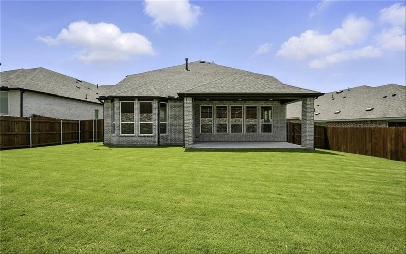 509 Red Barn Drive, Van Alstyne, TX 75495, 4 Bedrooms Bedrooms, ,5 BathroomsBathrooms,Residential,For Sale,509 Red Barn Drive,20852147