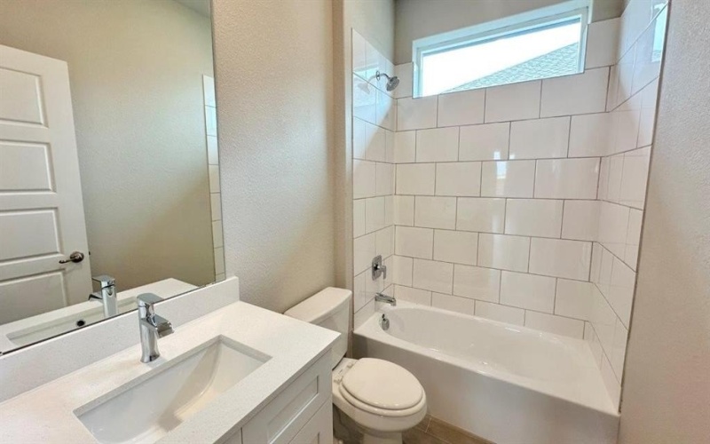 10636 ZIRCON Lane, Fort Worth, TX 76036, 5 Bedrooms Bedrooms, ,3 BathroomsBathrooms,Residential,For Sale,10636 ZIRCON Lane,20852334