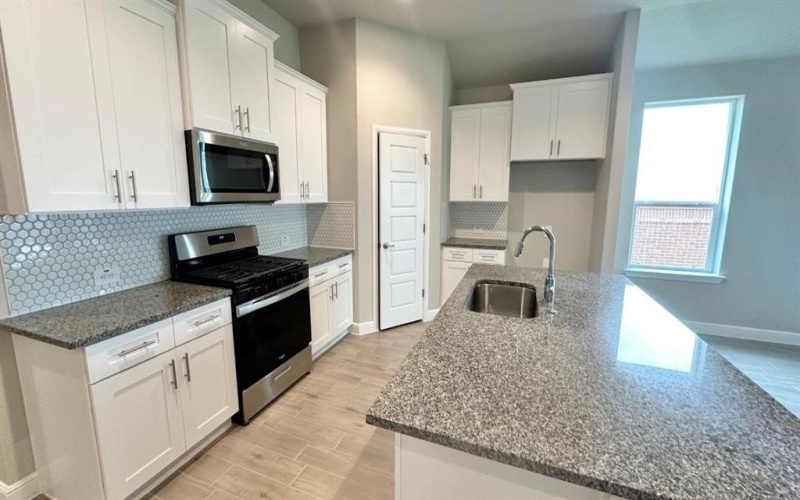 10636 ZIRCON Lane, Fort Worth, TX 76036, 5 Bedrooms Bedrooms, ,3 BathroomsBathrooms,Residential,For Sale,10636 ZIRCON Lane,20852334