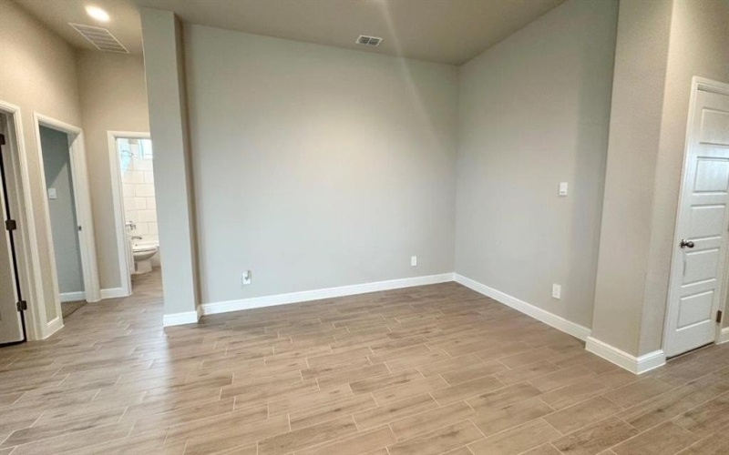 10636 ZIRCON Lane, Fort Worth, TX 76036, 5 Bedrooms Bedrooms, ,3 BathroomsBathrooms,Residential,For Sale,10636 ZIRCON Lane,20852334