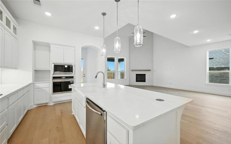502 Red Barn Drive, Van Alstyne, TX 75495, 4 Habitaciones Habitaciones , ,5 BañosBaños,Residential,En Venta,502 Red Barn Drive,20852813