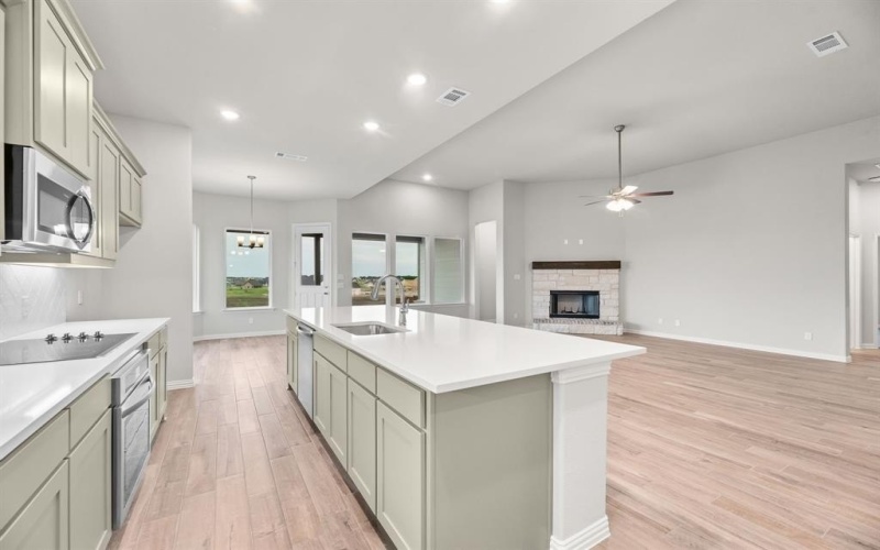 127 Clear Creek Lane, New Fairview, TX 76078, 4 Bedrooms Bedrooms, ,3 BathroomsBathrooms,Residential,For Sale,127 Clear Creek Lane,20852870