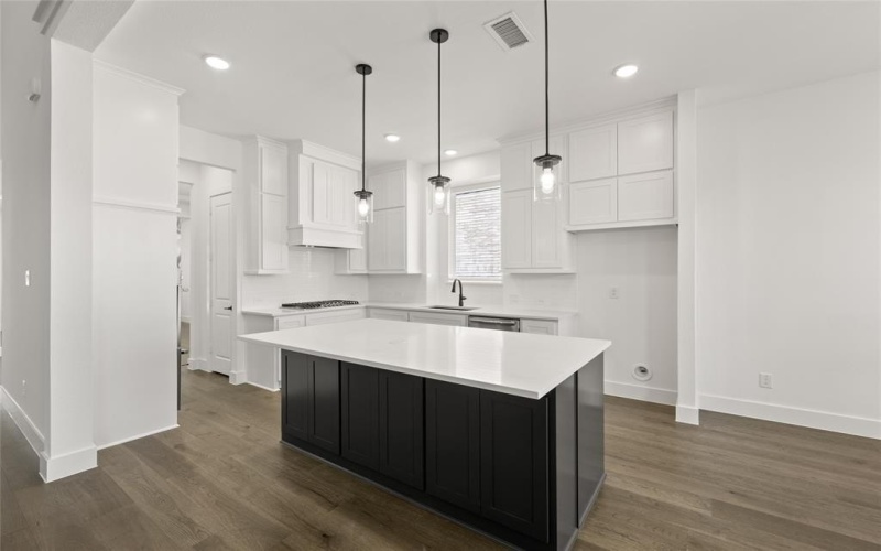 404 Newpark Boulevard, DeSoto, TX 75115, 5 Habitaciones Habitaciones , ,5 BañosBaños,Residential,En Venta,404 Newpark Boulevard,0,20853188