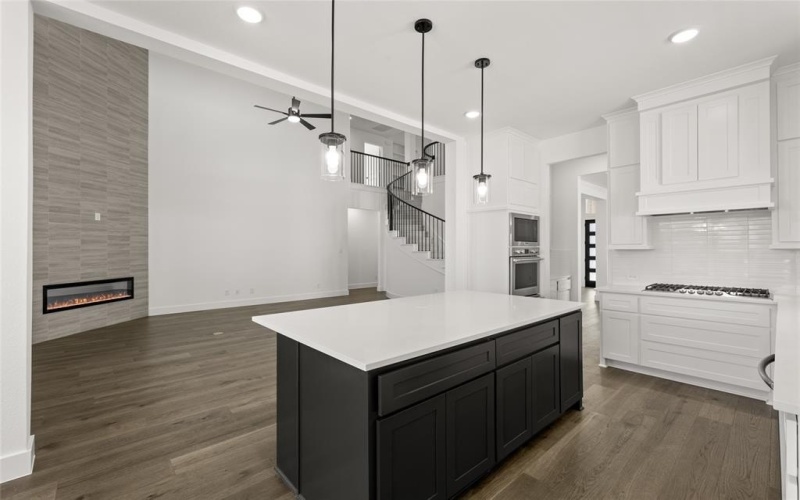 404 Newpark Boulevard, DeSoto, TX 75115, 5 Habitaciones Habitaciones , ,5 BañosBaños,Residential,En Venta,404 Newpark Boulevard,0,20853188