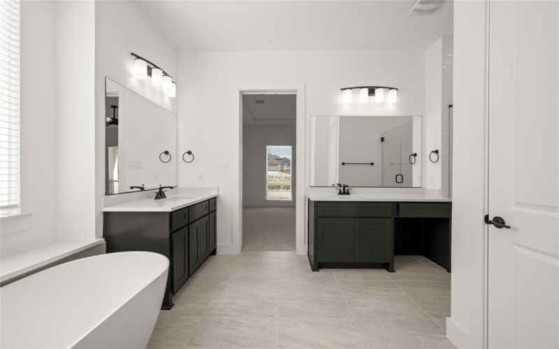 404 Newpark Boulevard, DeSoto, TX 75115, 5 Habitaciones Habitaciones , ,5 BañosBaños,Residential,En Venta,404 Newpark Boulevard,0,20853188