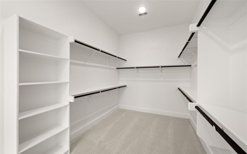 404 Newpark Boulevard, DeSoto, TX 75115, 5 Habitaciones Habitaciones , ,5 BañosBaños,Residential,En Venta,404 Newpark Boulevard,0,20853188