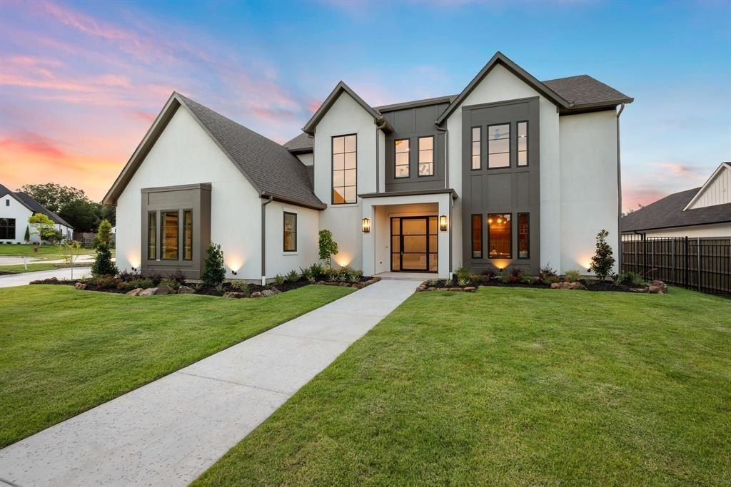 2512 Pointe Court, Colleyville, TX 76034, 4 Bedrooms Bedrooms, ,5 BathroomsBathrooms,Residential,For Sale,2512 Pointe Court,20850851