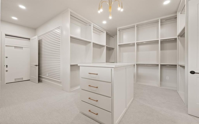 2512 Pointe Court, Colleyville, TX 76034, 4 Bedrooms Bedrooms, ,5 BathroomsBathrooms,Residential,For Sale,2512 Pointe Court,20850851