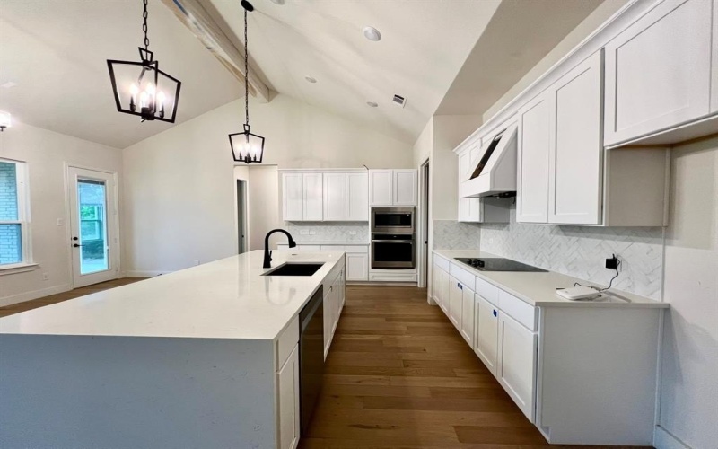 174 Fan Mill Trail, Weatherford, TX 76085, 4 Bedrooms Bedrooms, ,2 BathroomsBathrooms,Residential,For Sale,174 Fan Mill Trail,20850939
