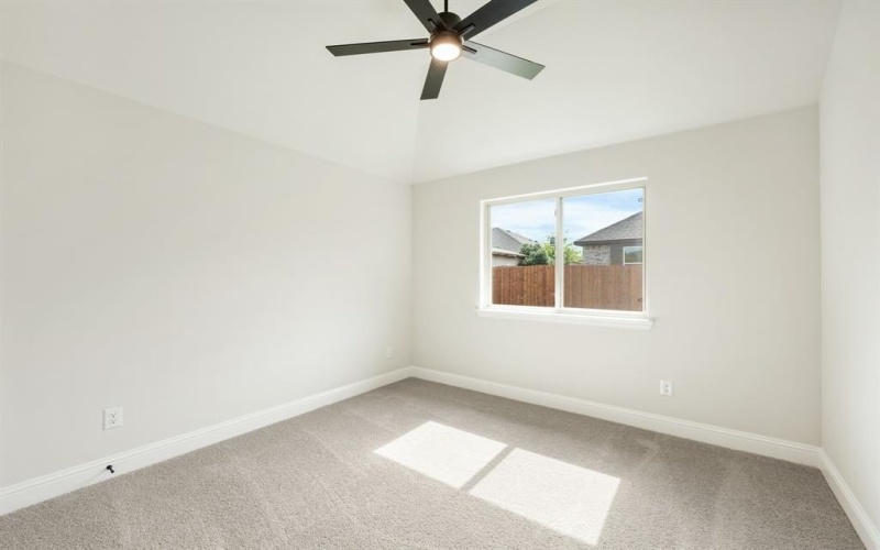 210 Shawnee Trail, Alvarado, TX 76009, 4 Bedrooms Bedrooms, ,2 BathroomsBathrooms,Residential,For Sale,210 Shawnee Trail,20850988