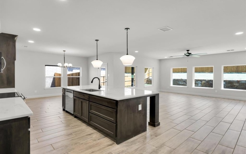 608 Jameson, Springtown, TX 76082, 4 Bedrooms Bedrooms, ,2 BathroomsBathrooms,Residential,For Sale,608 Jameson,20851104