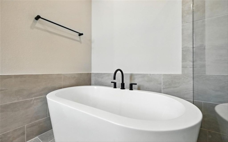 805 Running Iron Trail, Mansfield, TX 76052, 4 Habitaciones Habitaciones , ,3 BañosBaños,Residential,En Venta,805 Running Iron Trail,20851148