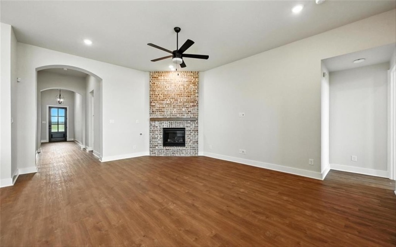 805 Running Iron Trail, Mansfield, TX 76052, 4 Habitaciones Habitaciones , ,3 BañosBaños,Residential,En Venta,805 Running Iron Trail,20851148