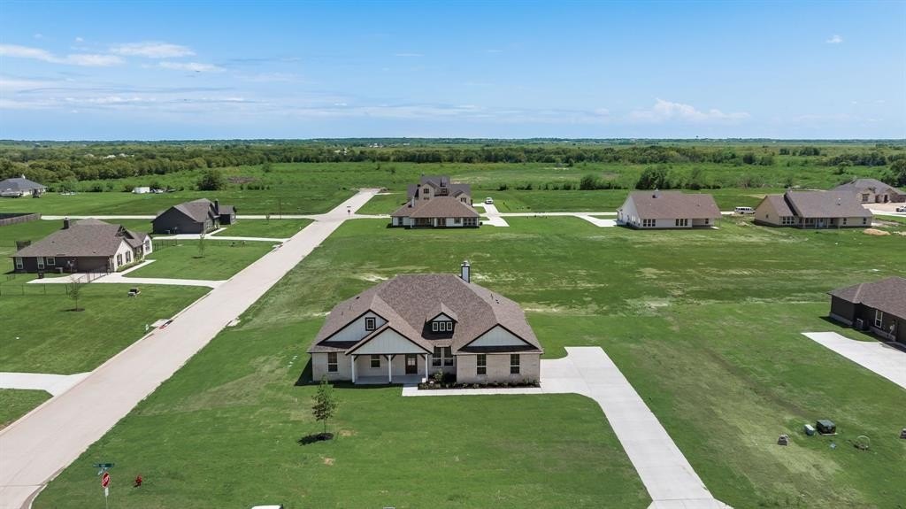 3101 White Oak Road, Oak Ridge, TX 75161, 4 Bedrooms Bedrooms, ,3 BathroomsBathrooms,Residential,For Sale,3101 White Oak Road,20853629