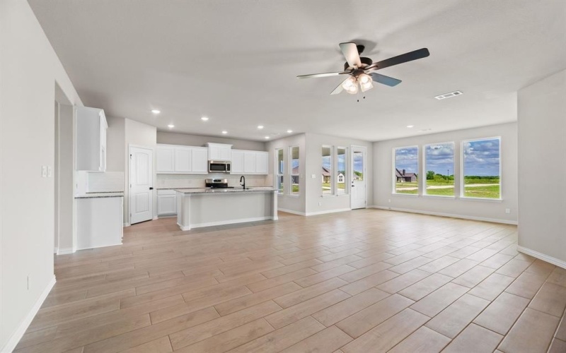 3101 White Oak Road, Oak Ridge, TX 75161, 4 Bedrooms Bedrooms, ,3 BathroomsBathrooms,Residential,For Sale,3101 White Oak Road,20853629