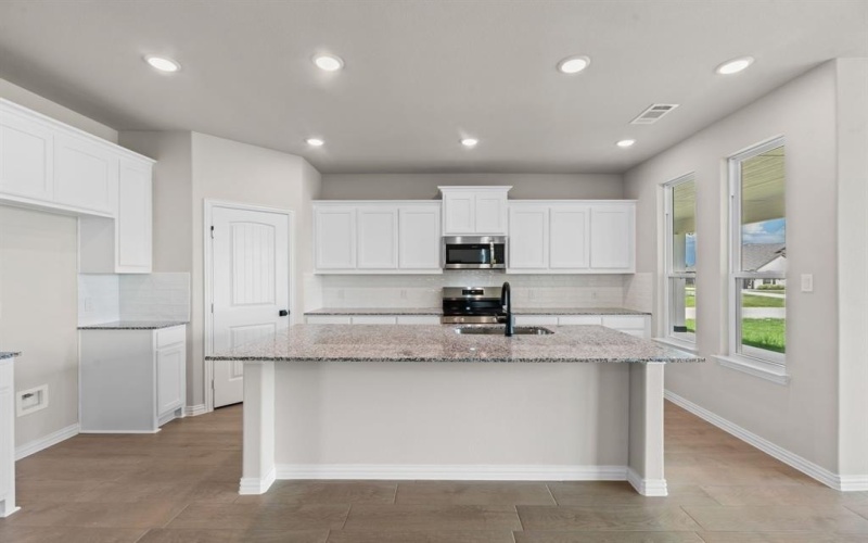 3101 White Oak Road, Oak Ridge, TX 75161, 4 Bedrooms Bedrooms, ,3 BathroomsBathrooms,Residential,For Sale,3101 White Oak Road,20853629